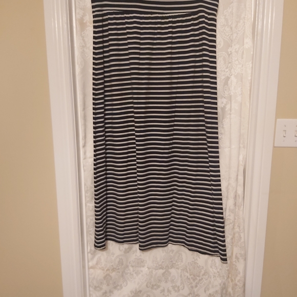 Maxi skirt - Picture 3 of 3